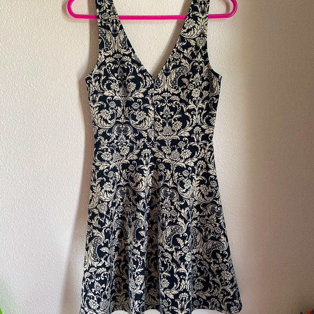 Forever 21 black and tan dress